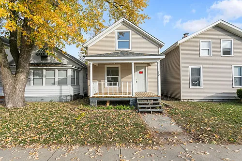 232 E Grove St Photo 1