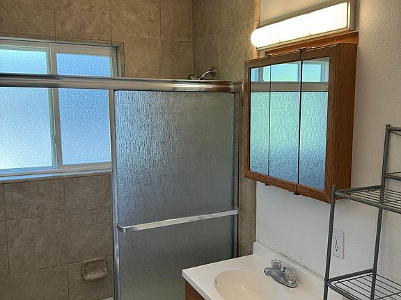 4th image of 743 San Jule Ct #5