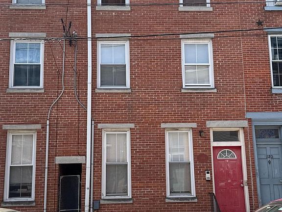 2nd image of 1118 Green St