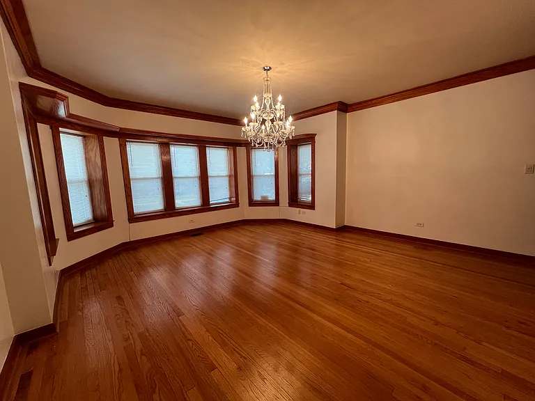 7821 S Paxton Ave #1 — Photo 13