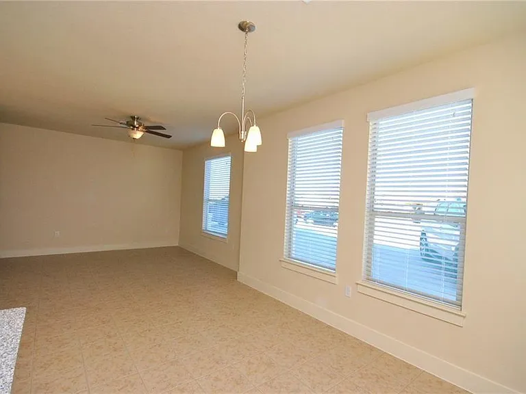 2222 Creekside Ln #C — Photo 3