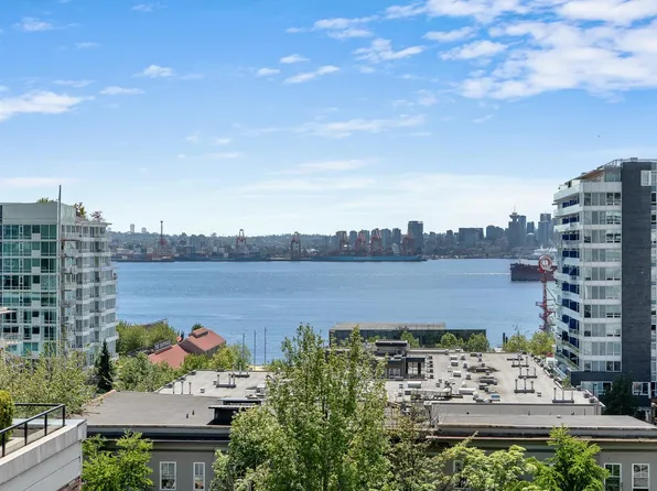 105 W 2nd St #411, North Vancouver, BC V7L 1C2
