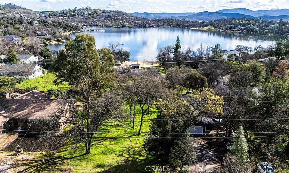 1st image of 17682 Greenridge Rd #32