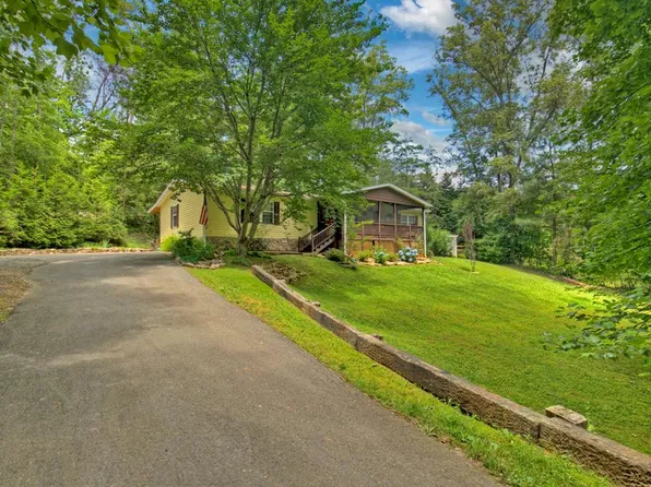 51 Ocoee Trl, Blue Ridge, GA 30513