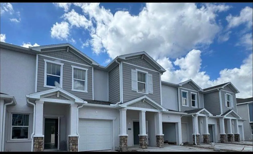 2667 Skyline Lp — Photo 1