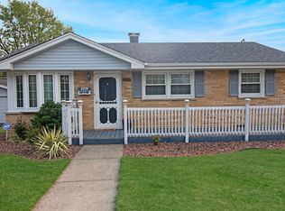 6207 Birmingham St, Chicago Ridge, IL 60415