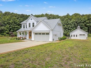 7067 118th Ave, Fennville, MI 49408