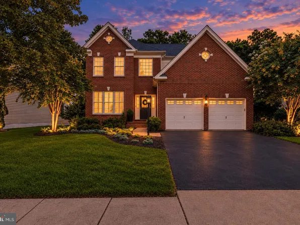 5863 Tulloch Spring Ct, Haymarket, VA 20169