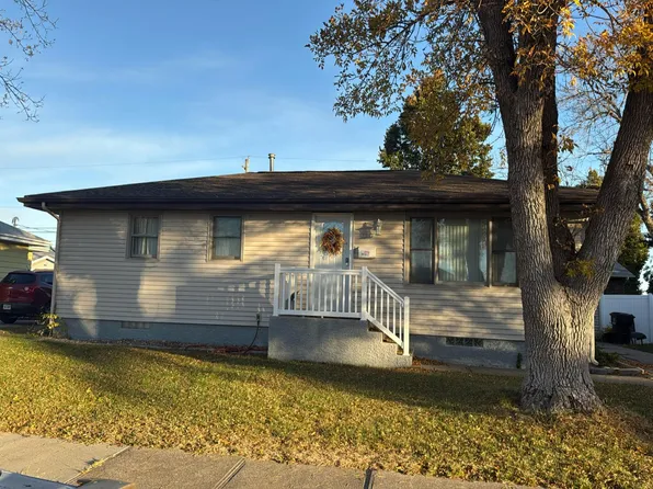 3812 21st St, Columbus, NE 68601