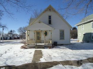 203 Iowa St, Lone Rock, IA 50559