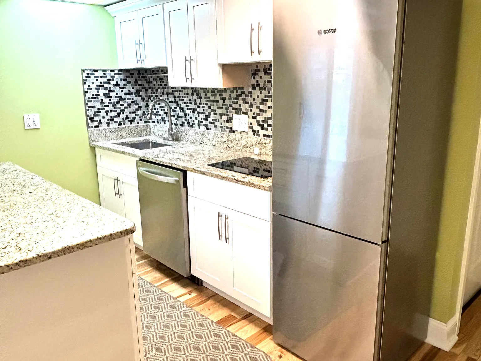 Studio, 800 sqft, $1,200 — Photo 2