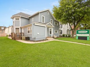 450 W Galena Blvd #2, Aurora, IL 60506