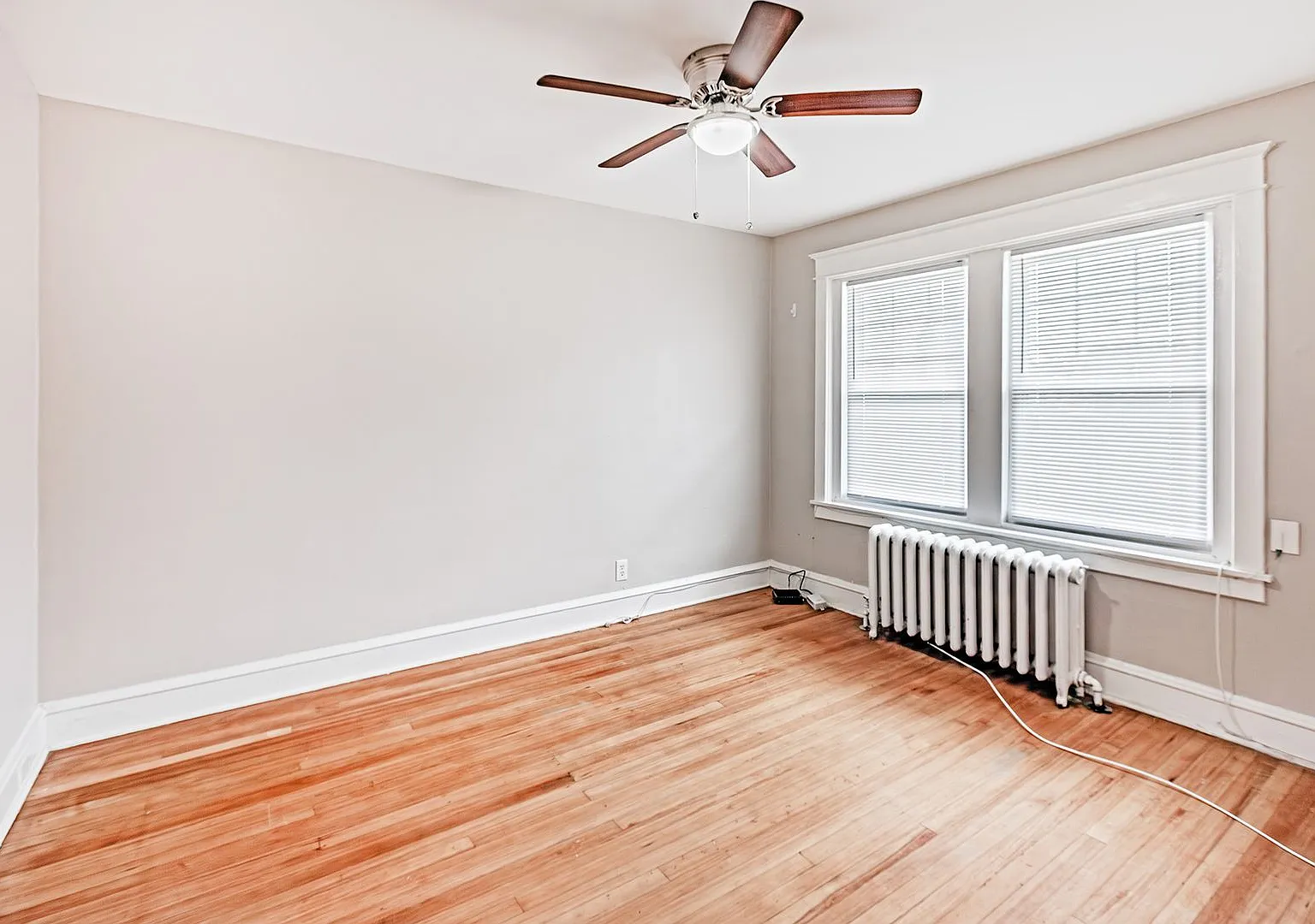 2 bedroom, 1 bathroom apartment - City of Wilmington — Photo 4
