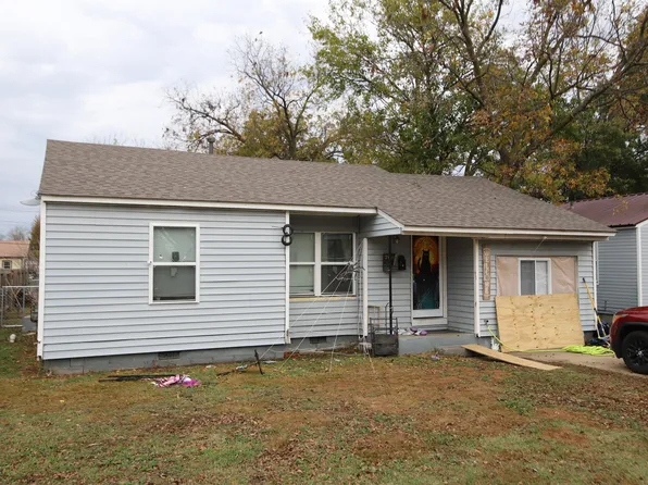 706 13th Ave NW, Miami, OK 74354