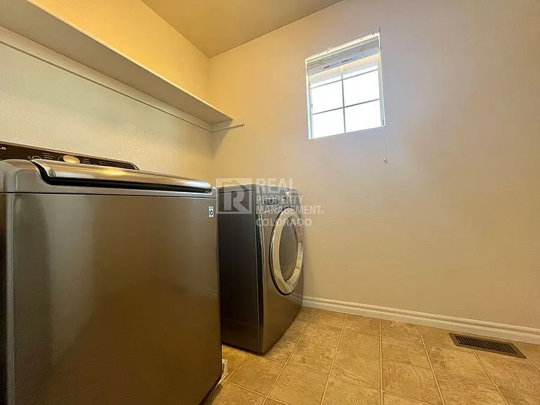 10590 Pearlwood Cir — Photo 13