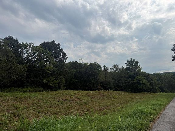 4th image of 101 Zion Cemetery Rd
