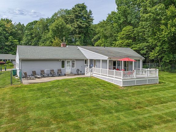 5th image of 296 Pease Rd