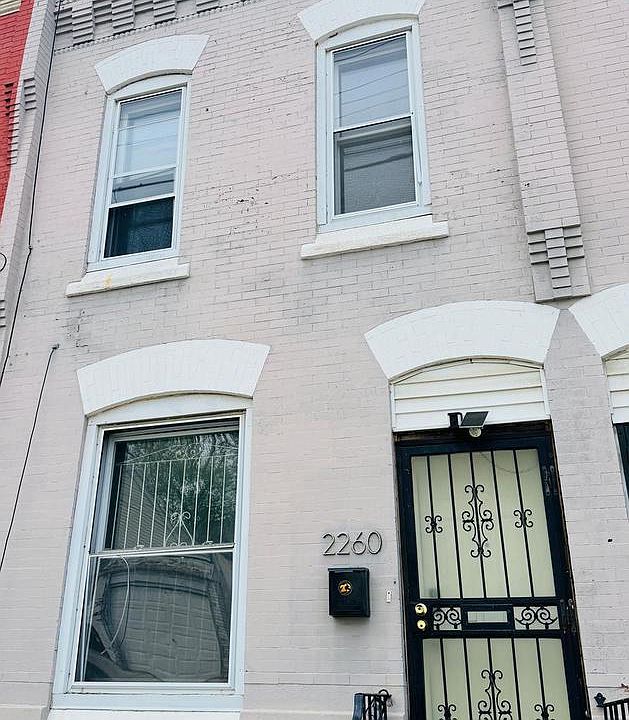 1st image of 2260 N 15th St