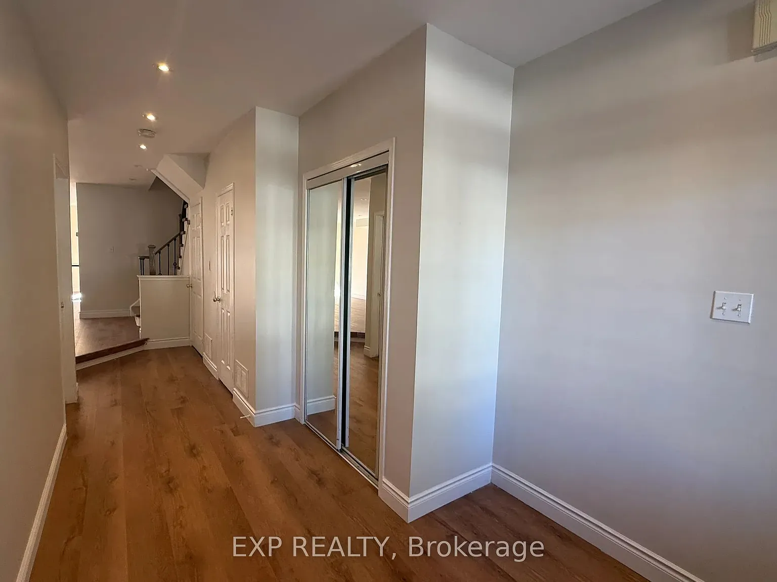 3 bed, $3,200 — Photo 4
