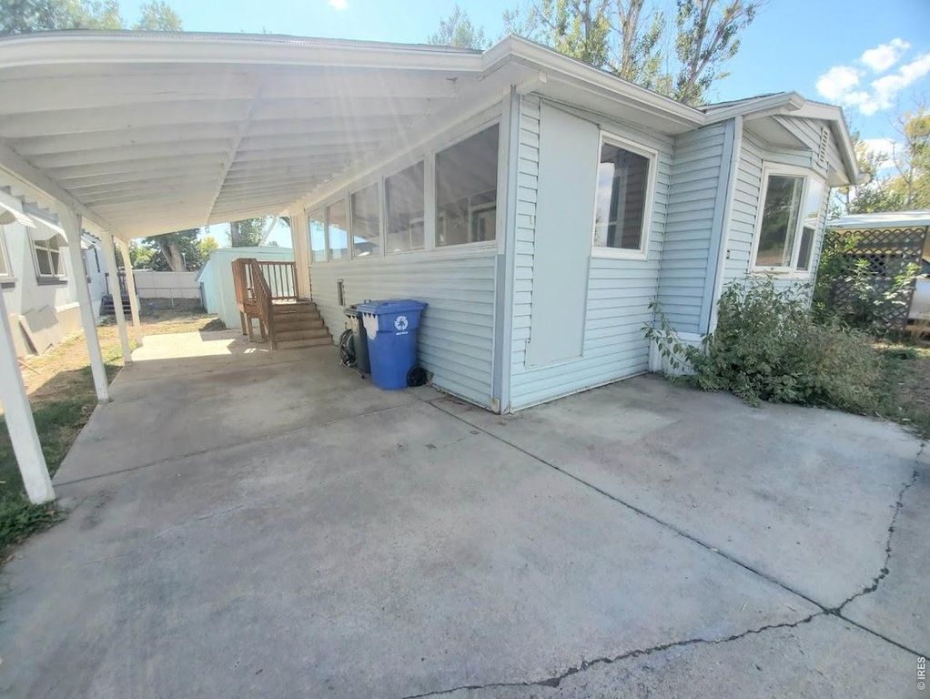 1468 Sunset Pl