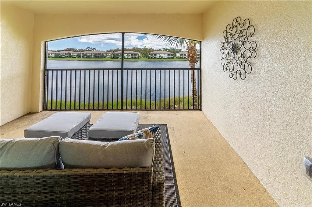 2 bed, 2.0 bath, 1569 sqft, $7,000 — Photo 2