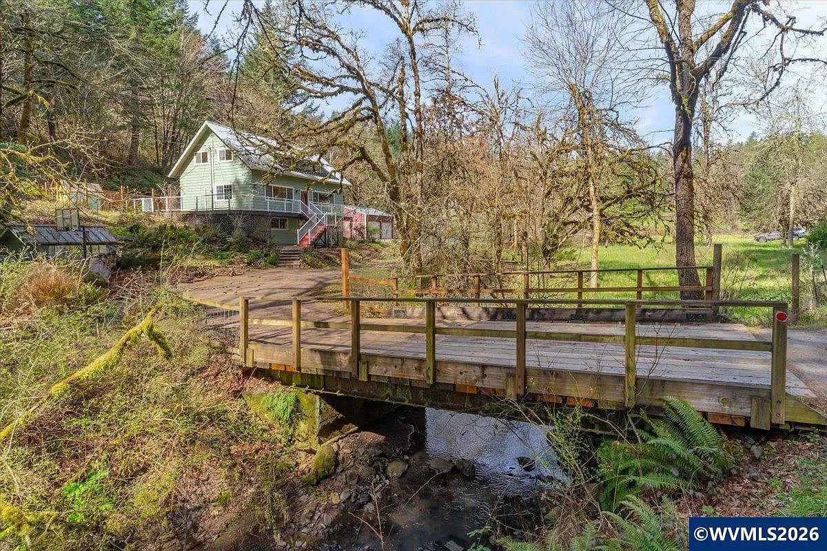 86182 Lorane Hwy photo 1