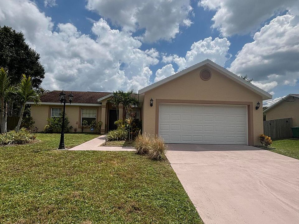 1st image of 2274 SE Longhorn Ave