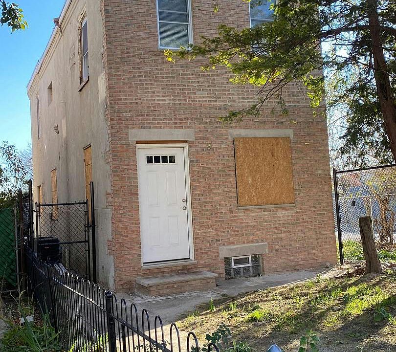 1st image of 2851 Frankford Ave