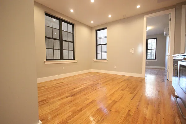 Rented by Nooklyn NYC LLC | media 47