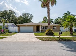 12858 Palm Dr, Largo, FL 33774