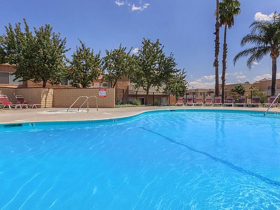 4th image of 18310 Sandy Dr #29-101