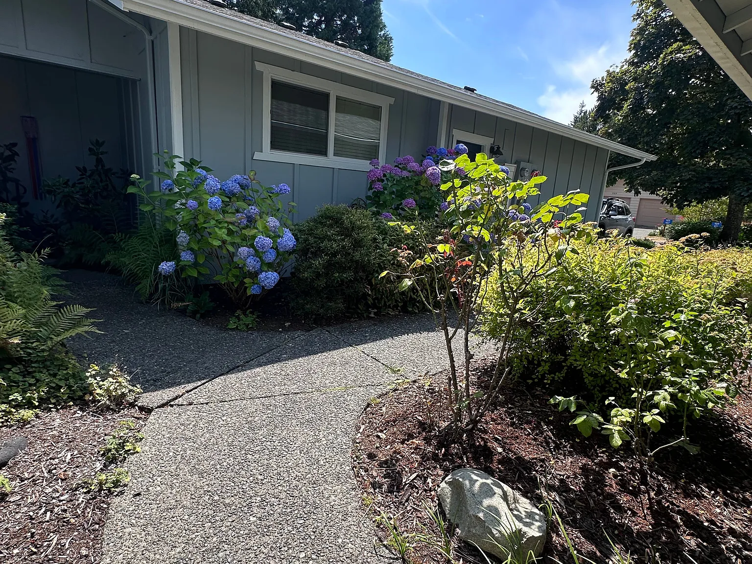 2 bed, 1.5 bath, 1211 sqft, $2,500 — Photo 4