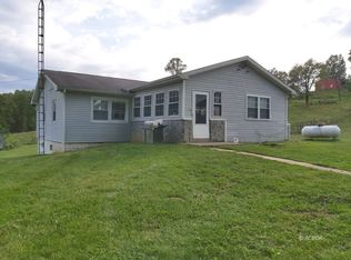 2187 Seminary St, Coolville, OH 45723