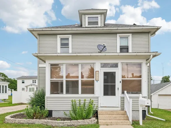 811 W Franklin Street, Portage, WI 53901