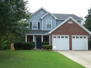 670 Walnut Creek Dr, Lilburn, GA 30047