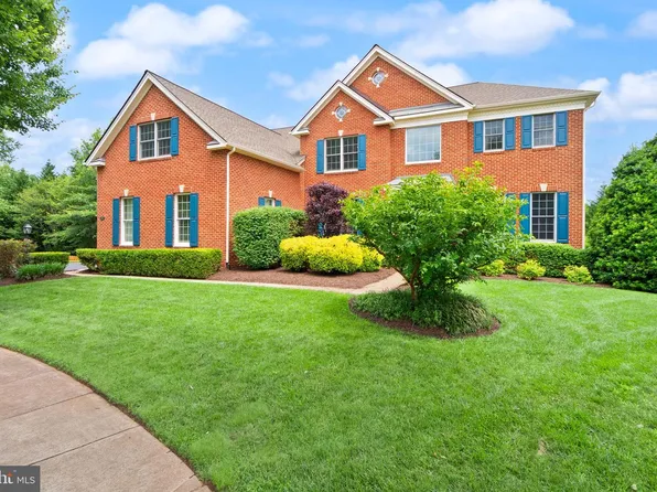 5397 Cedarville Ct, Haymarket, VA 20169