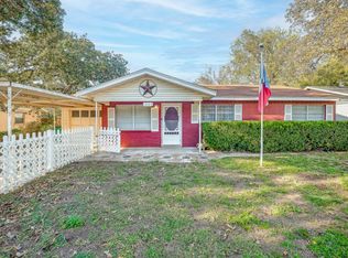1665 W Groesbeck St, Stephenville, TX 76401
