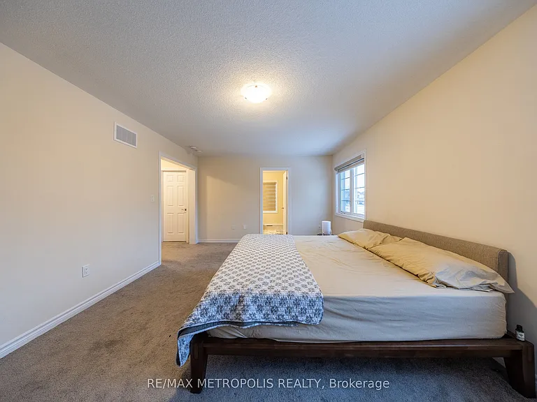 217 Ronald Guscott St #MAIN — Photo 18