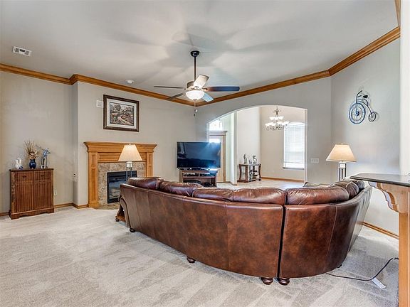 5th image of 3483 Southridge Ln
