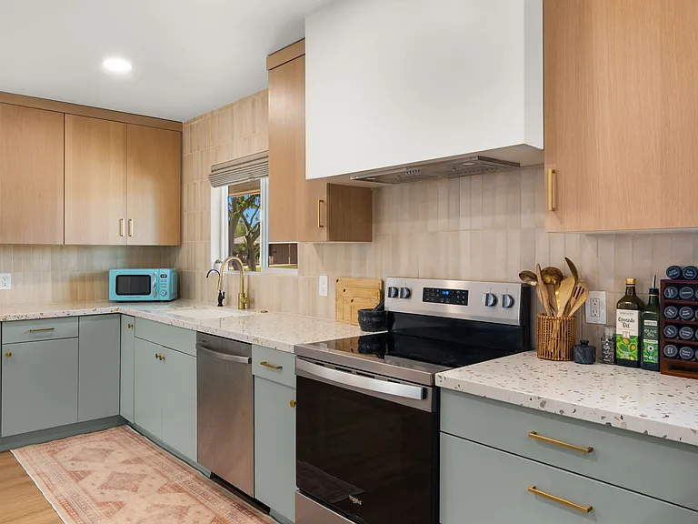 2115 N Normal Ave — Photo 9