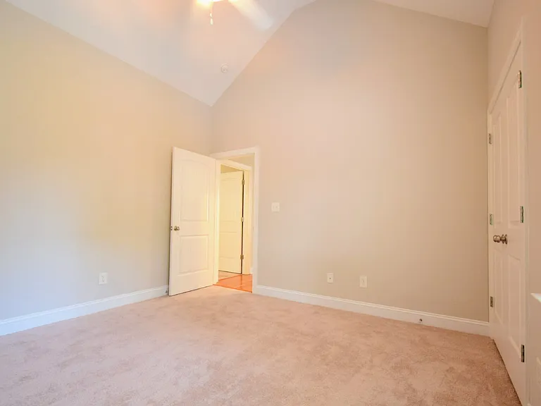 239 Blueridge Rd — Photo 11