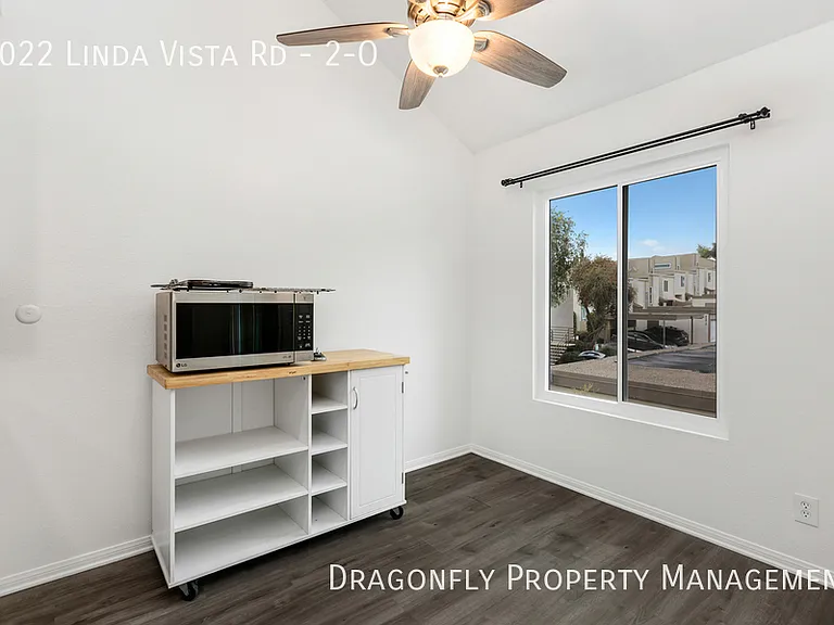 8022 Linda Vista Rd #2O — Photo 5