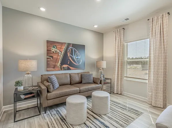 Newport Plan, Palmetto Place