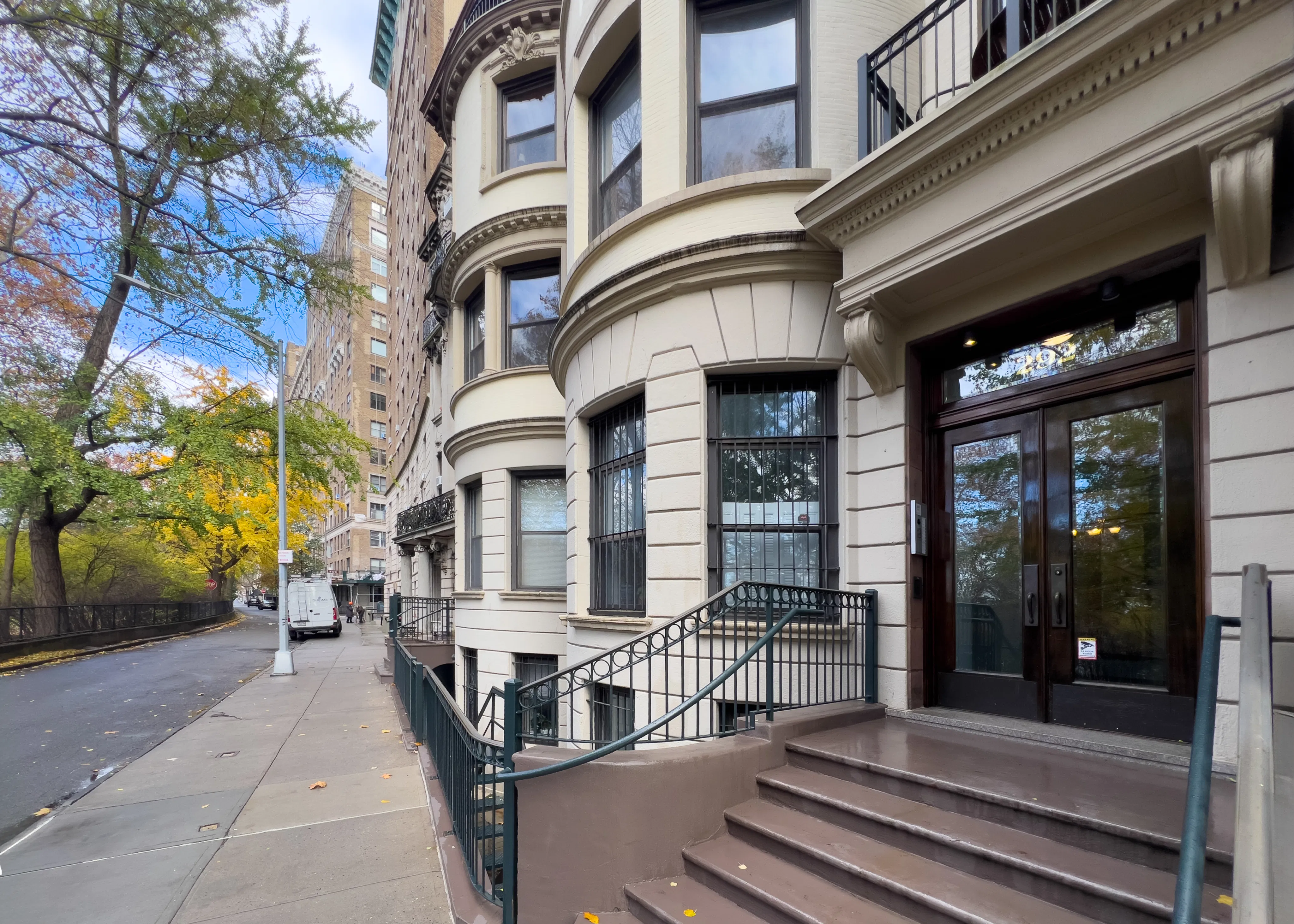 292 Riverside Drive #3AB in Upper West Side, Manhattan | StreetEasy
