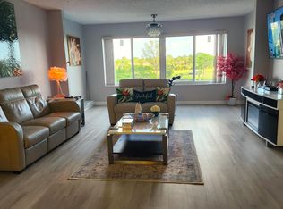 6768 10th Ave N APT 408, Lake Worth, FL 33467