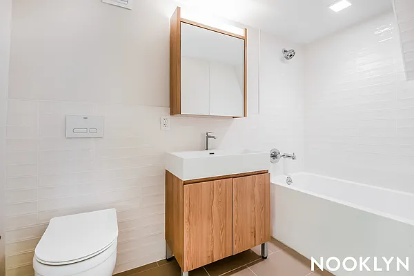 Rented by Nooklyn NYC LLC | media 72