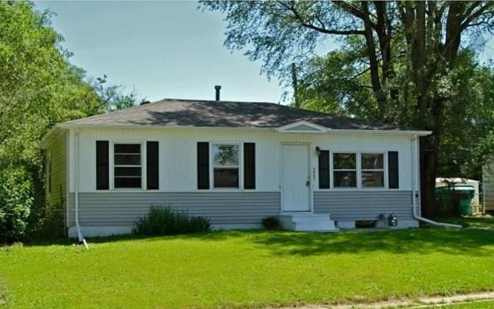 1st image of 7005 S 21st Ave