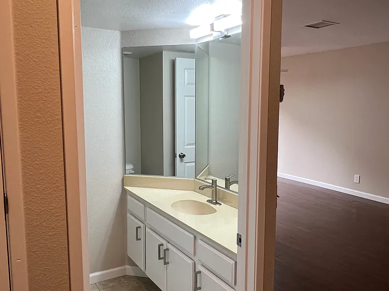 5960 Mission Center Rd #B — Photo 5
