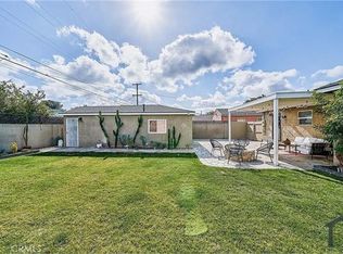 6060 Pepperwood Ave #B, Lakewood, CA 90712