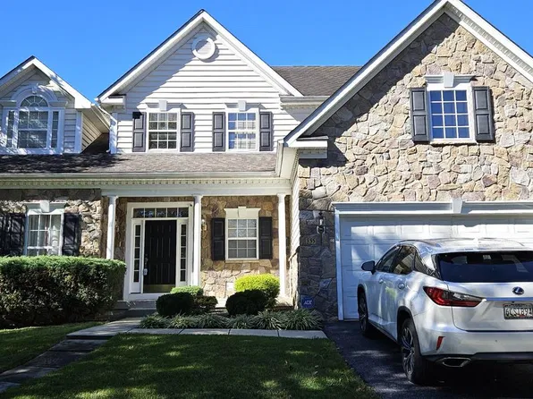 855 Queens Park Dr, Owings Mills, MD 21117